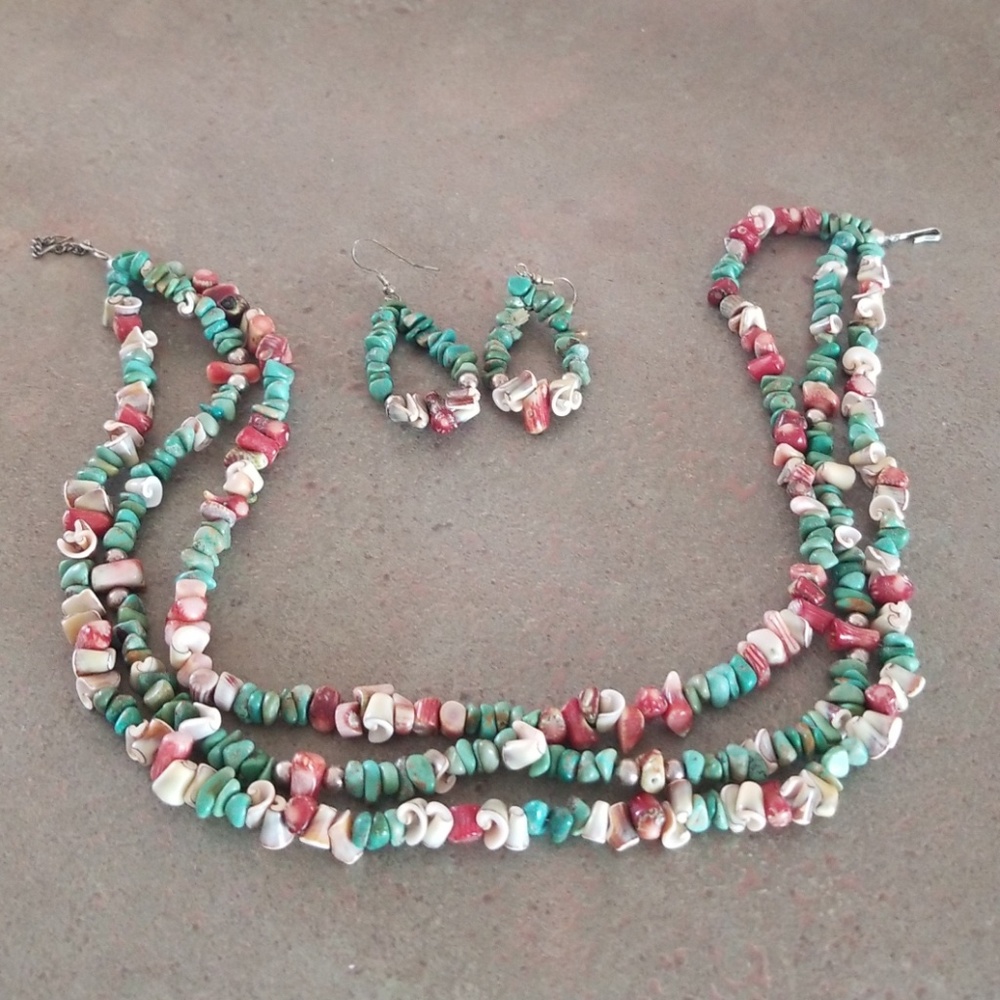 Necklace W/Matching Earrings